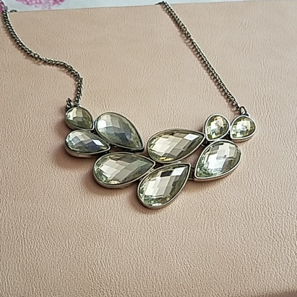 Jewel necklace